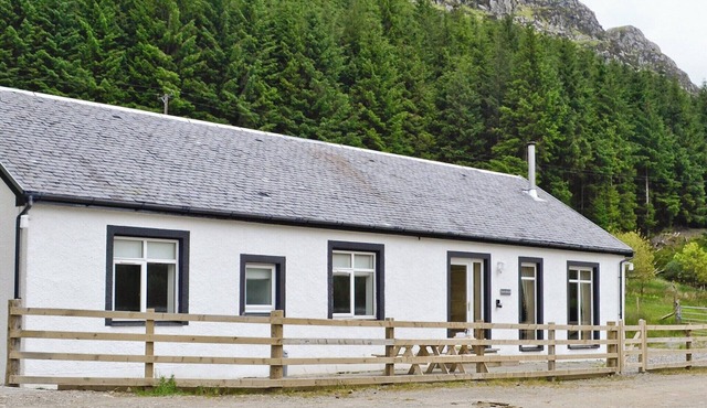4 bedroom accommodation in Glen Masson, near Dunoon