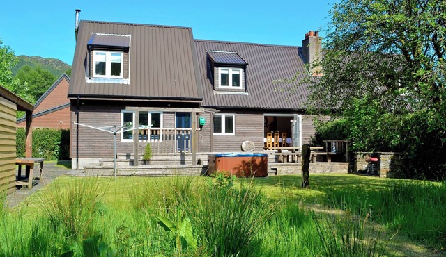 4 bedroom accommodation in Glen Massan, near Dunoon