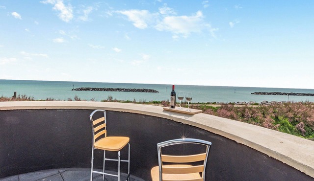 4 bedroom accommodation in Elmer