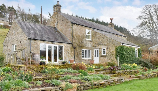 4 bedroom accommodation in Sinderhope, near Allendale