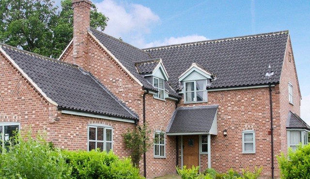 4 bedroom accommodation in Heckingham, near Loddon