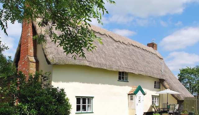 4 bedroom accommodation in Mellis