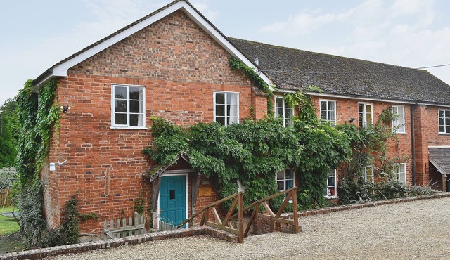 4 bedroom accommodation in Newent, Forest of Dean