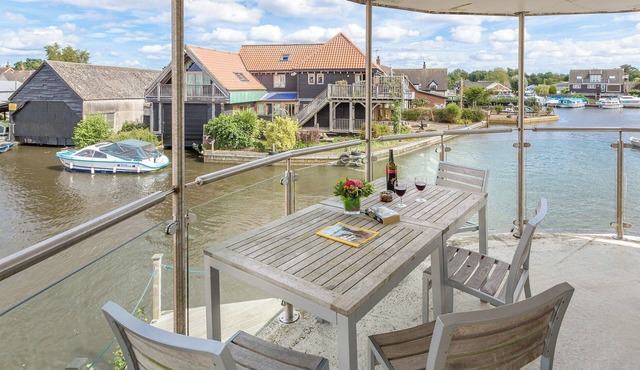 4 bedroom accommodation in Wroxham, near Norwich