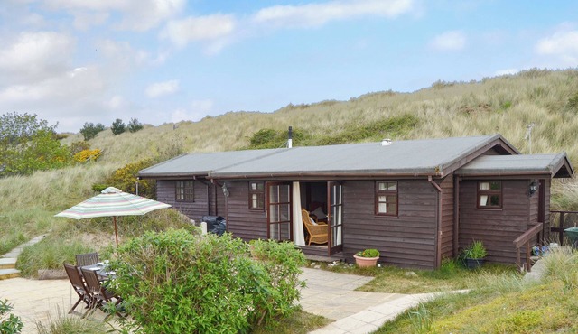 4 bedroom accommodation in Sea Palling, Norwich