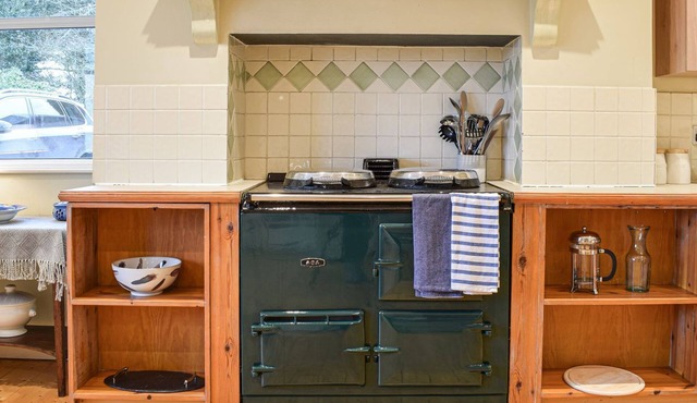 4 bedroom accommodation in Perth