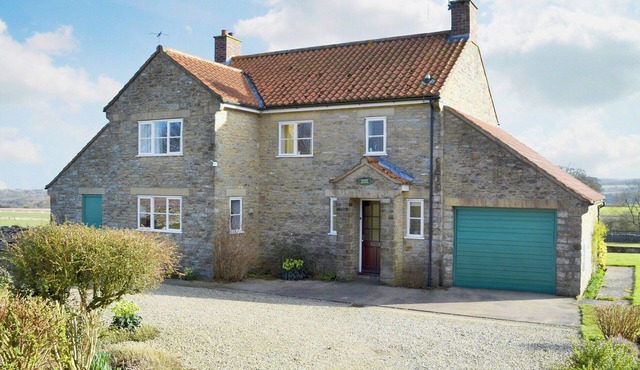 4 bedroom accommodation in Old Byland, near Helmsley
