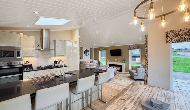 4 bedroom accommodation in Tenby