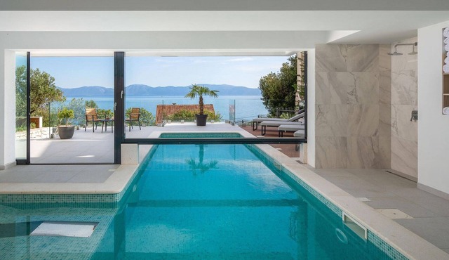 4 bedroom accommodation in Podaca