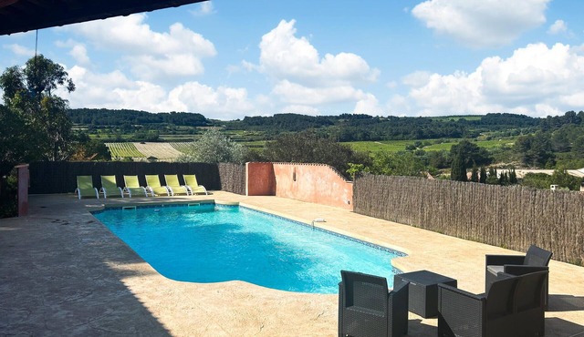 4 bedroom accommodation in Cruzy