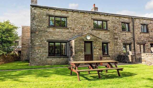 4 bedroom accommodation in Hawes