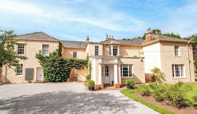 4 bedroom accommodation in Armathwaite, near Carlisle