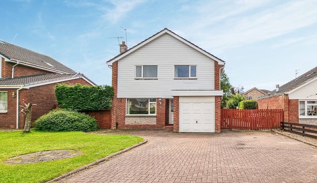 4 bedroom accommodation in Ayr