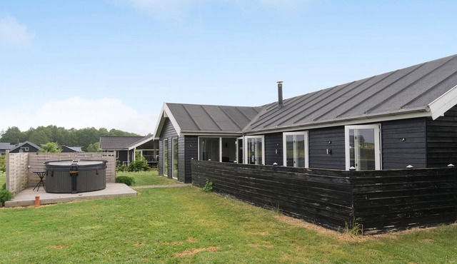 4 bedroom amazing home in Haderslev