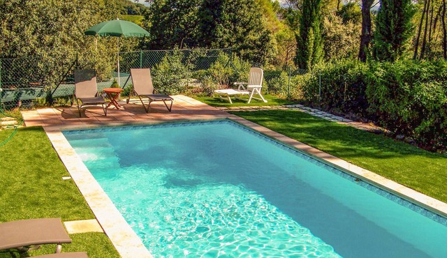 4 bedroom amazing home in Mondragon