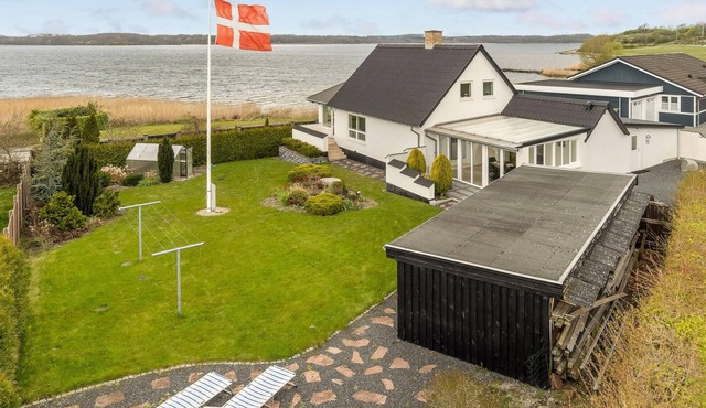 4 bedroom amazing home in Mariager