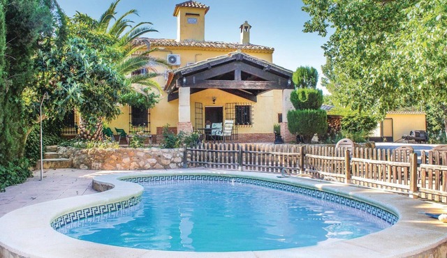 4 bedroom amazing home in Albacete