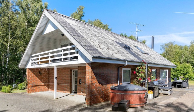 4 bedroom amazing home in ørsted