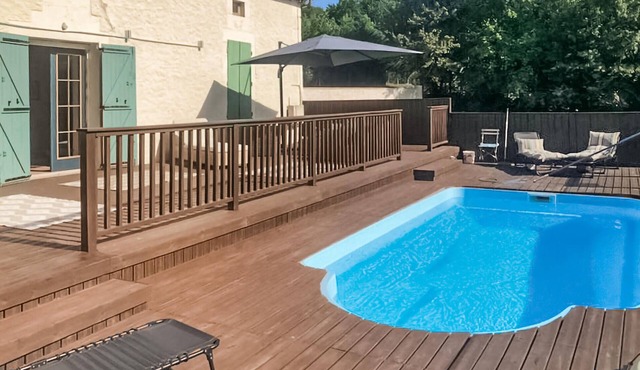 4 bedroom amazing home in Neuvic