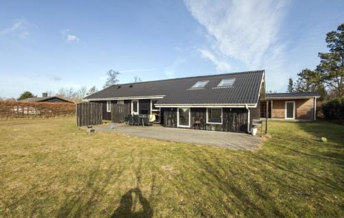 4 Bedroom Amazing Home In Ørsted