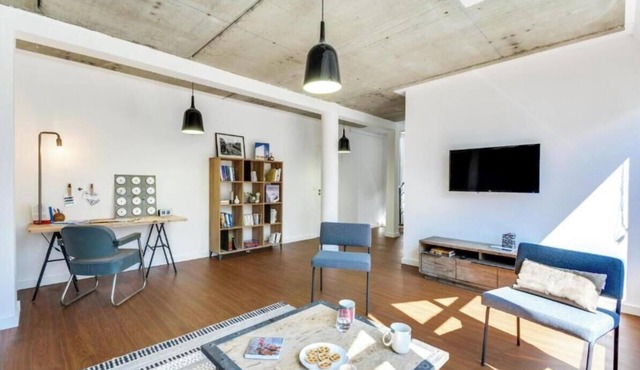 4 BEDROOM APARTMENT LOCATED IN SAINT LAZARE