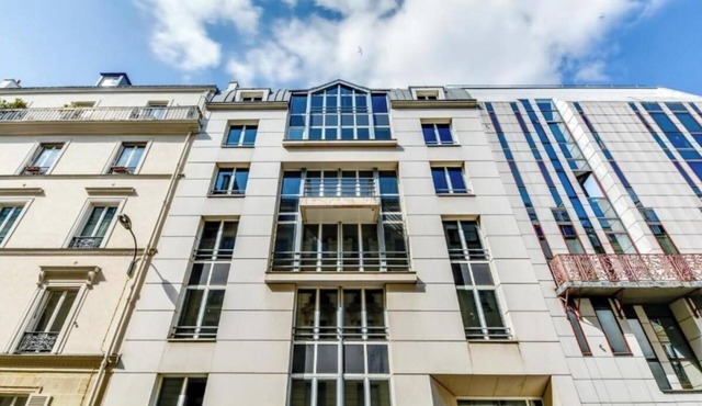 4 bedroom apartment located in Saint Lazare