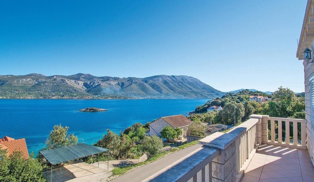 4 bedroom awesome apartment in Korcula