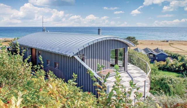 4 bedroom awesome home in Ebeltoft