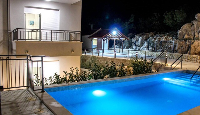 4 bedroom awesome home in Rastovac