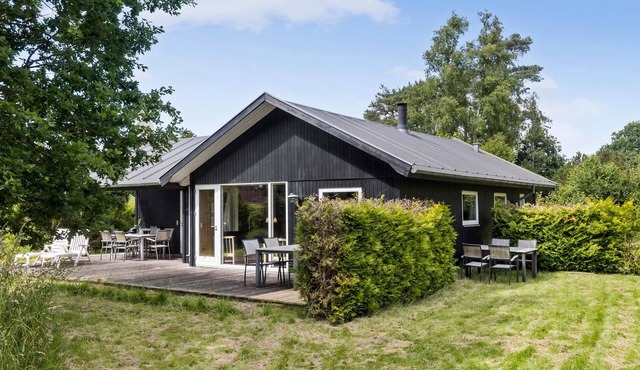 4 bedroom awesome home in Grenaa