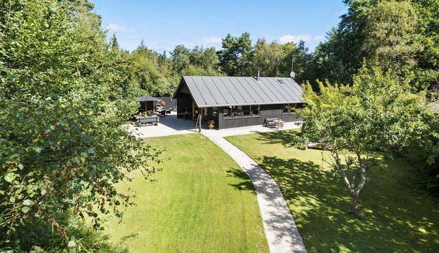 4 bedroom beautiful home in Nykøbing Sj