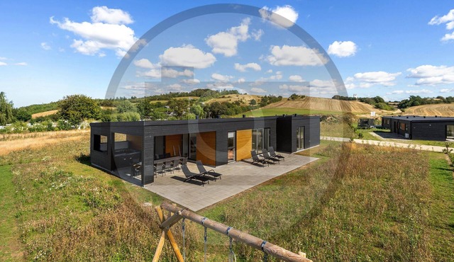 4 bedroom beautiful home in Løgstrup