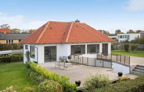 4 Bedroom Beautiful Home In Korsør