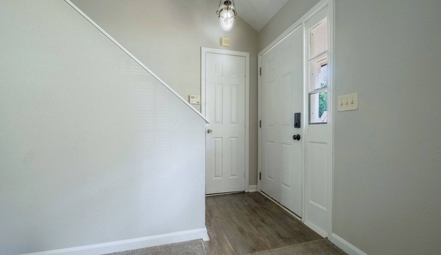 4 bedroom beautiful house in a quiet neighborhood