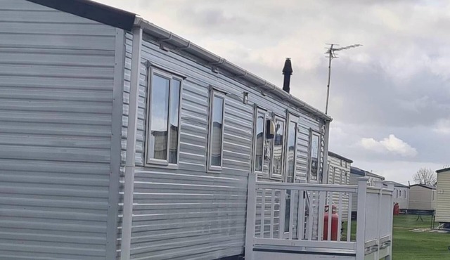 4-bedroom Caravan/static Home in Clacton-on-sea