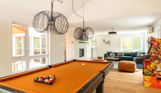 4-bedroom chalet in amazing Saint-Come with WiFi, AC