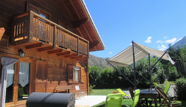 4-bedroom chalet in the mountains, Ancelle on the edge of the Parc des Ecrins