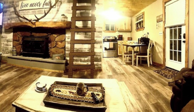 4-bedroom charming secluded cabin in the heart of Elk country.