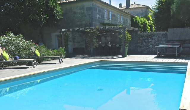 4 bedroom cottage set amongst the vineyards with own pool and garden