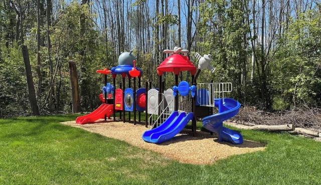4 Bedroom Cottage #2: Innisfil Resort