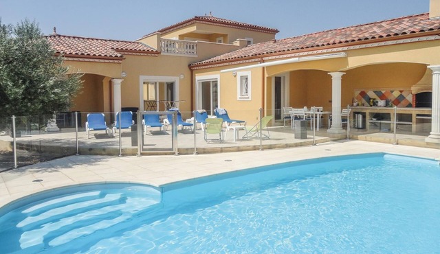 4 bedroom cozy home in Grau d'Agde