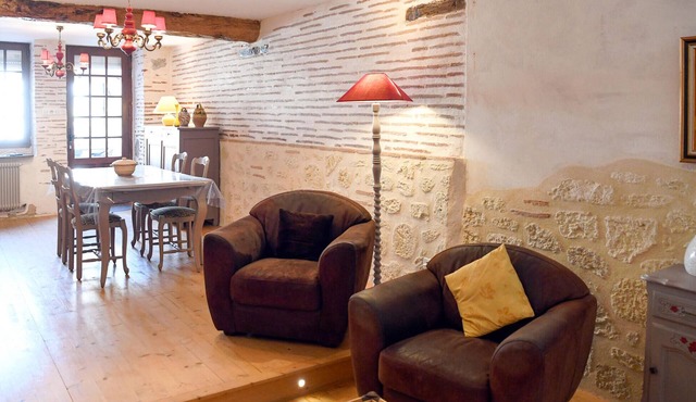 4 bedroom cozy home in Aiguillon