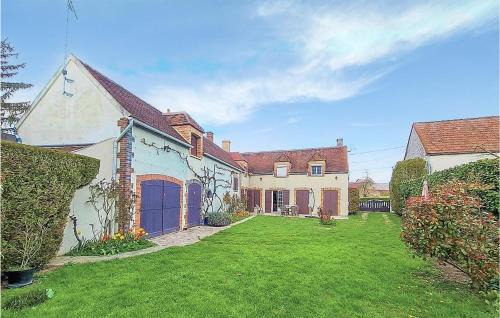 4 Bedroom Cozy Home In Flacy