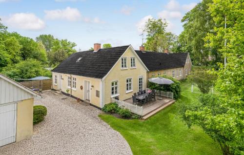 4 Bedroom Cozy Home In Kolind