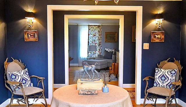 4 Bedroom Curated 1908 Middleburg Farmhouse · Near Upperville Horse Show Grounds