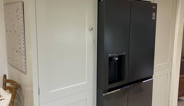 4 bedroom detached house centrally located