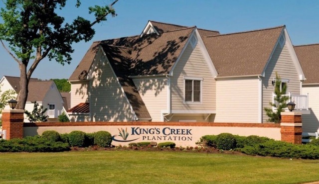 4-bedroom Estate in Williamsburg near Busch Gardens and Water Country USA