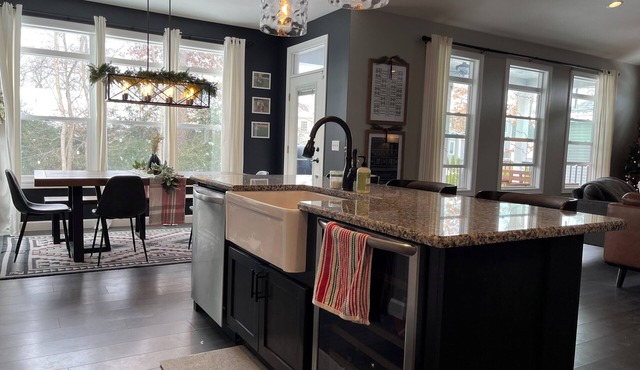 4-bedroom family home in Osceola - close drive to Notre Dame!