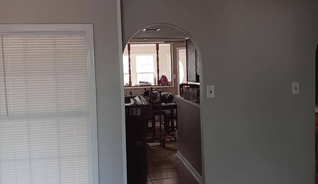 4-bedroom FAMILY FRIENDLY REMODELDED HOME Corpus Christi with new c/ha, fenced.