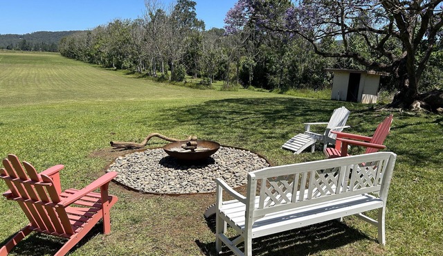 4 Bedroom Farm Cottage on Bellingen River